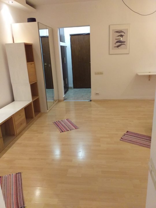 Garsoniera mobilata si utilata - langa metrou Dristor