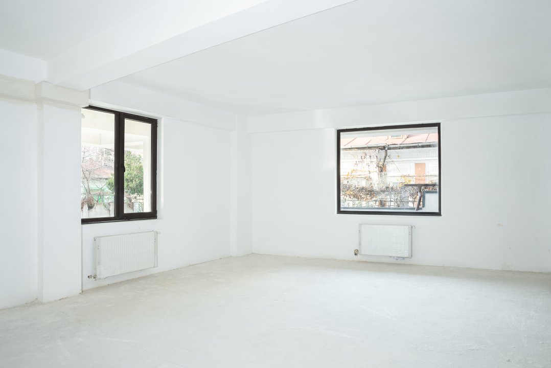 Spatiu comercial strada Matei Voievod 