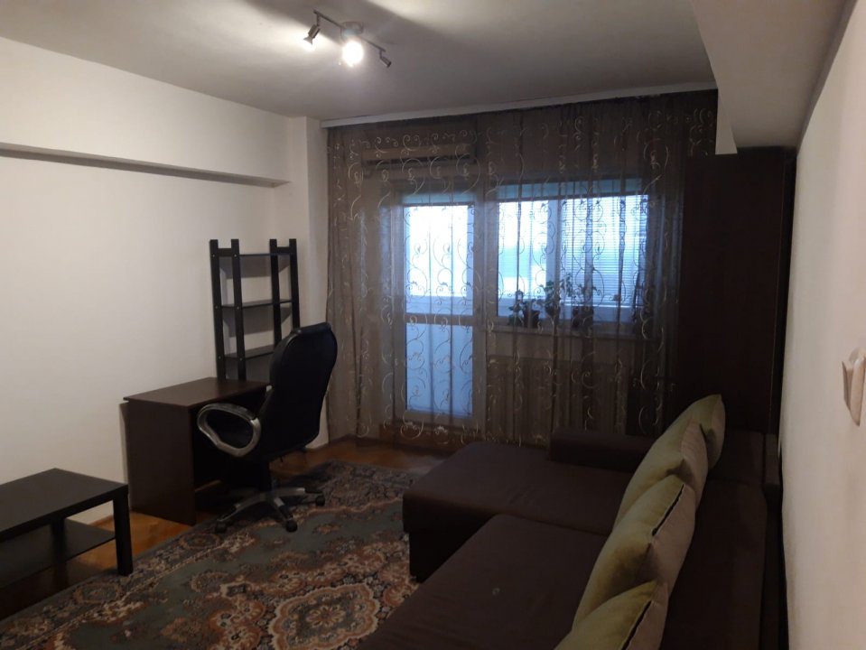 Apartament 3 camere Serban Voda - Tineretului