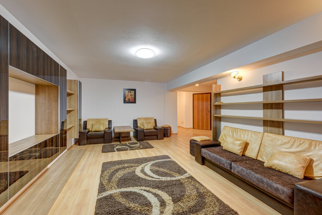 Apartament 2 camere cu terasa si boxa