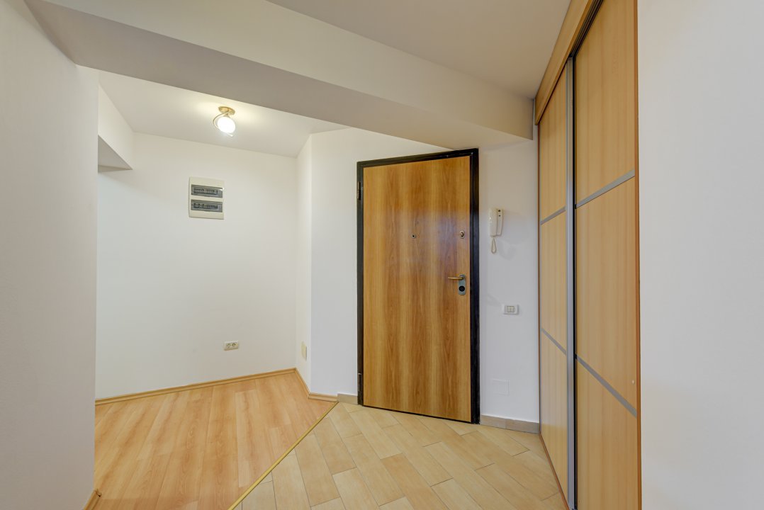 Apartament 2 camere cu terasa si boxa
