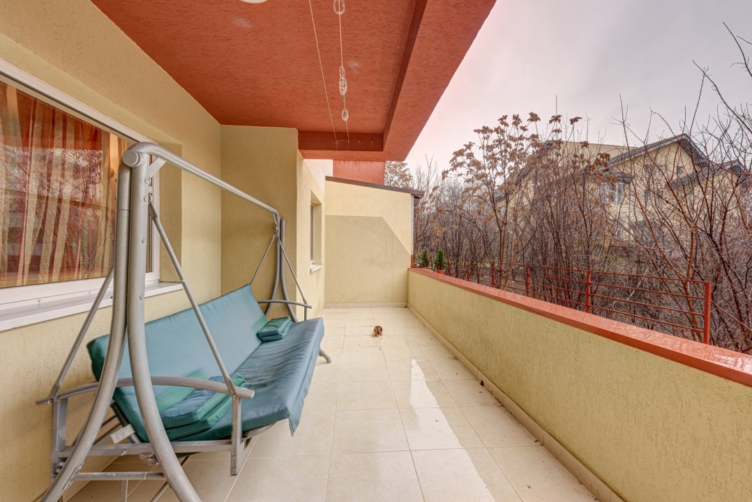 Apartament 2 camere cu terasa si boxa