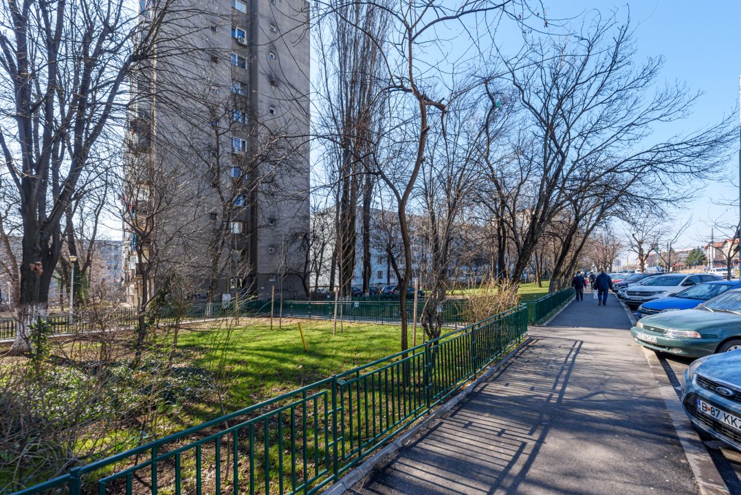 Apartament 2 camere mobilat si utilat zona Frigocom - Dr Taberei