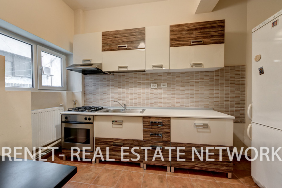 Apartament 3 camere Ultracentral Piata Romana
