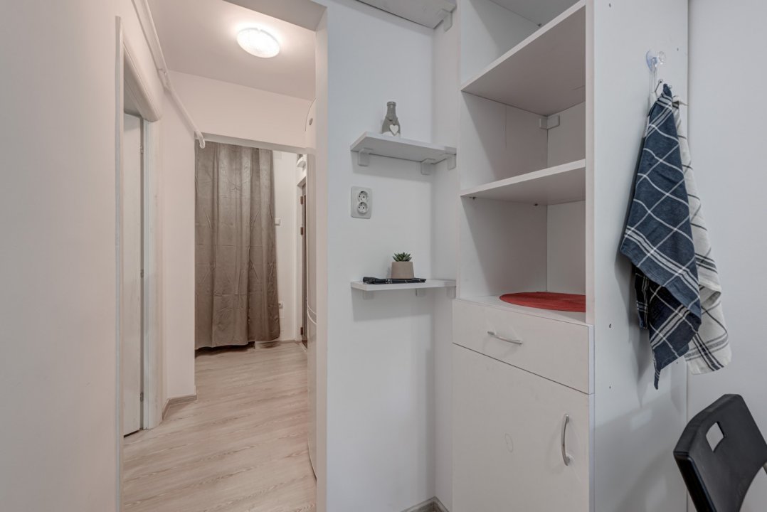 Garsoniera renovata mobilata si utilata Gorjului