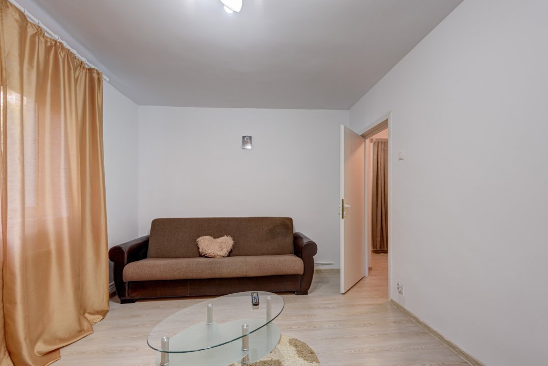 Garsoniera renovata mobilata si utilata Gorjului