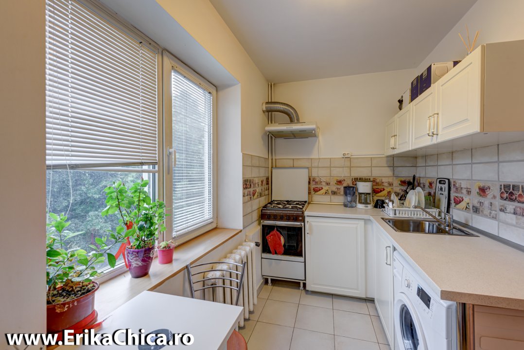 Garsoniera mobilata si utilata zona Gorjului
