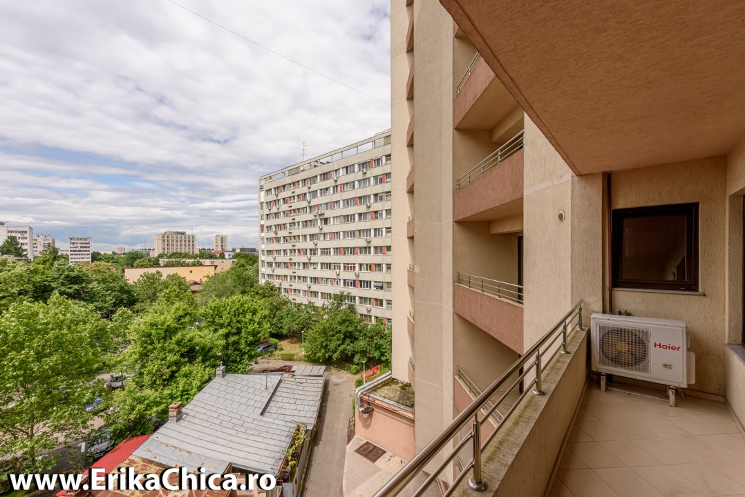 Apartament 2 camere bloc Belvedere Baba Novac