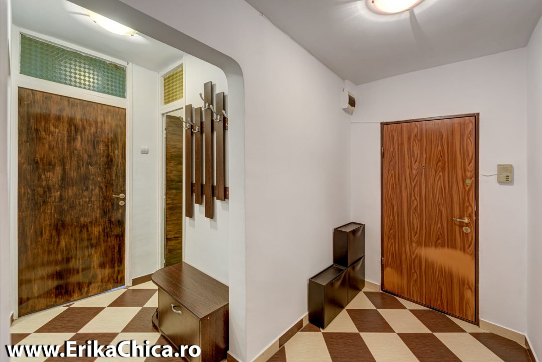 Apartament 3 camere , decomandat , complet mobilat si utilat
