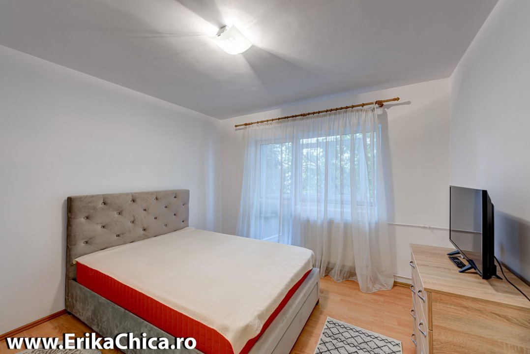 Apartament 3 camere , decomandat , complet mobilat si utilat