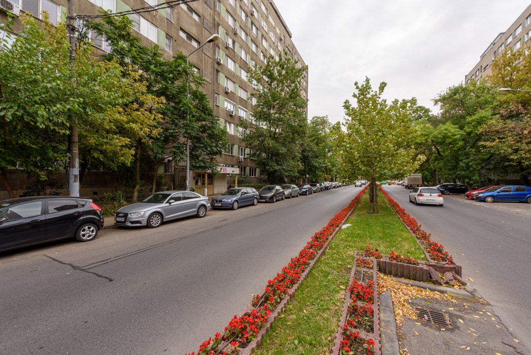 Apartament 4 camere Apusului - Militari