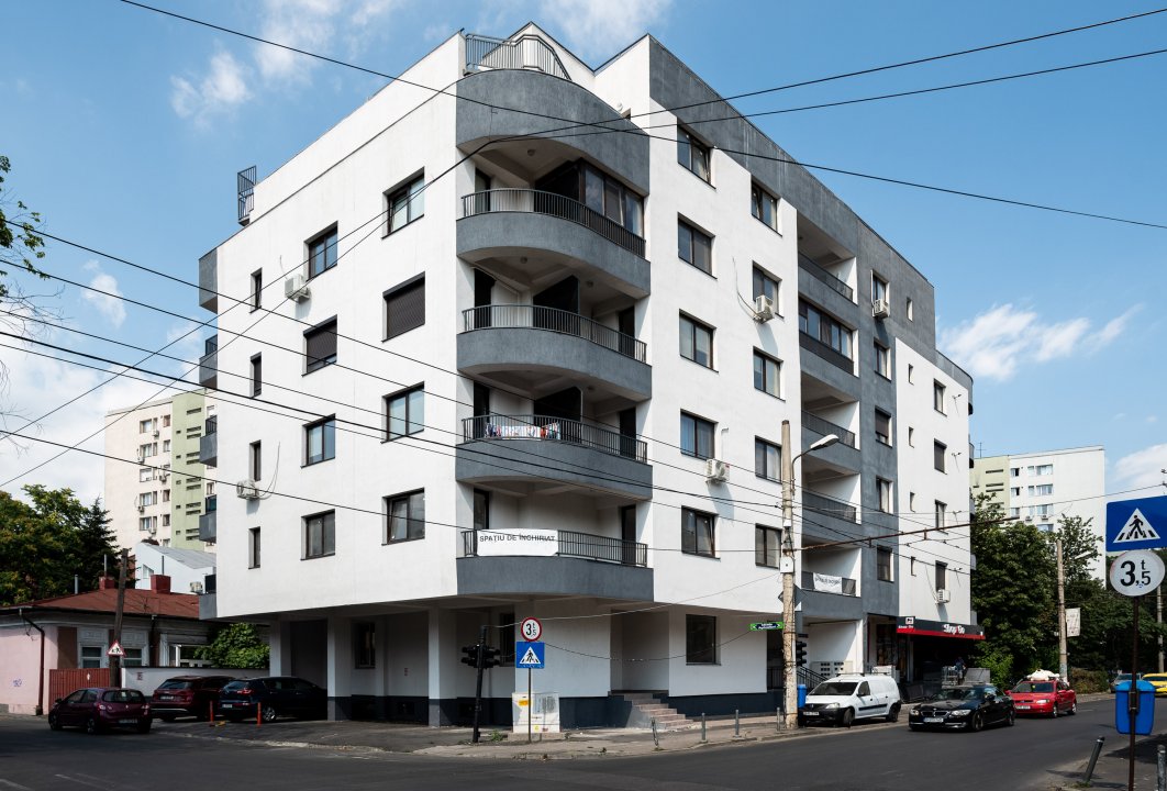 Spatiu comercial  strada Matei Voievod 