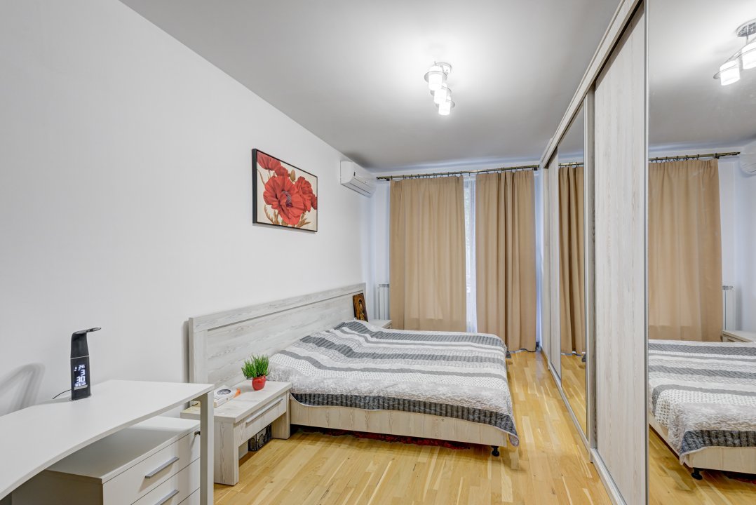 North Area Lake View apartament - terasa cu gradina