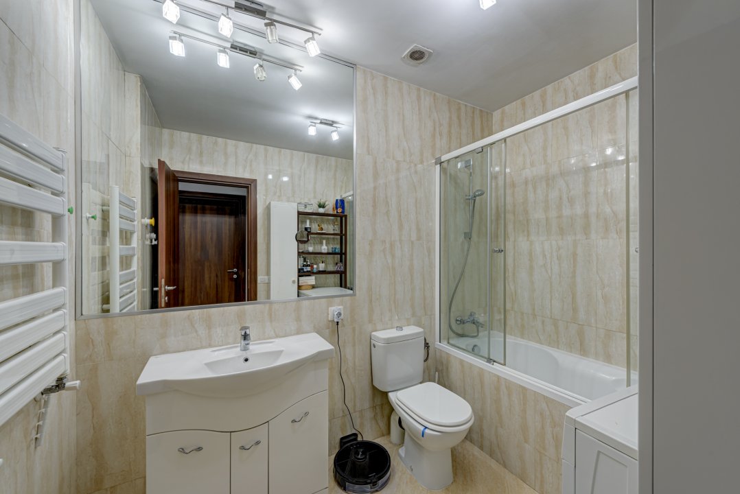 North Area Lake View apartament - terasa cu gradina