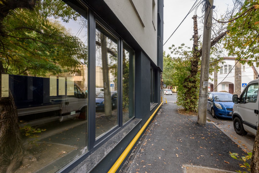 Spatiu comercial 114 mp zona Piata Muncii