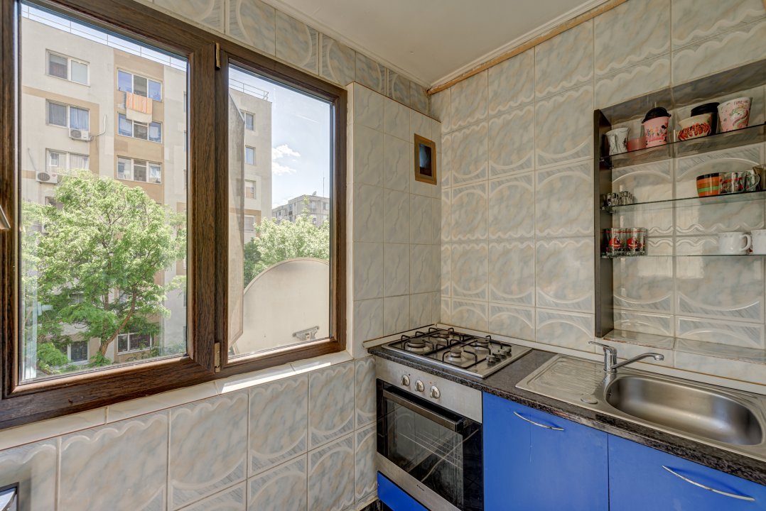 Apartament 3 camere Crangasi - Bd Ceahlaul