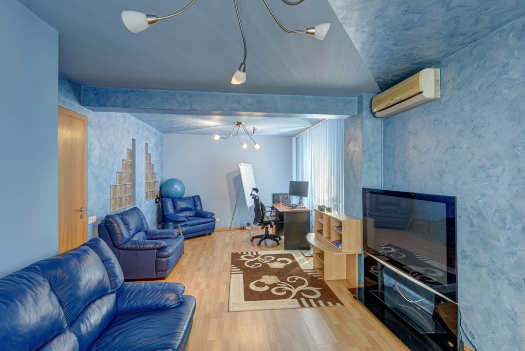 Apartament cu centrala proprie si loc parcare ADP zona Vitan