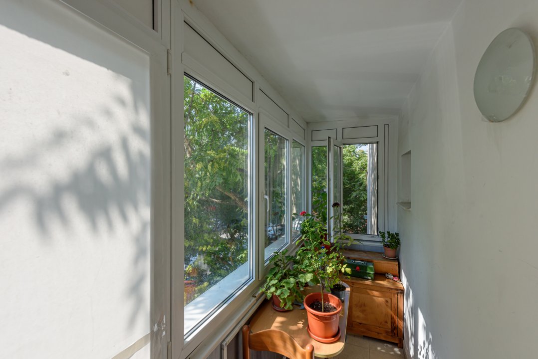 Apartament cu centrala proprie si loc parcare ADP zona Vitan
