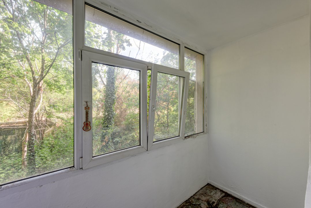 Apartament cu 3 camere zona Titan-1 Decembrie 1918