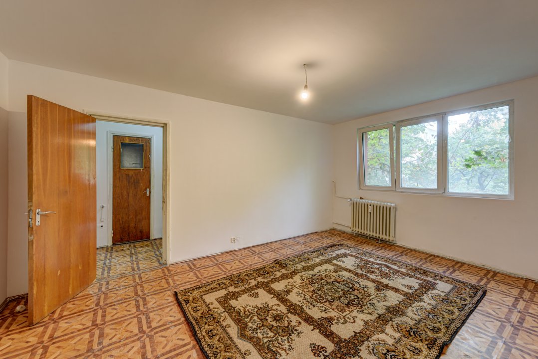 Apartament cu 3 camere zona Titan-1 Decembrie 1918