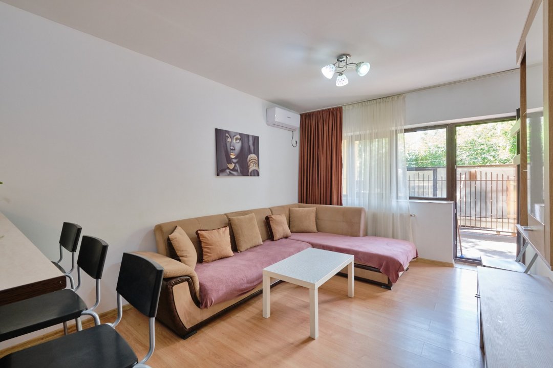 Apartament 2 camere cu curte privata / loc de parcare Colentina