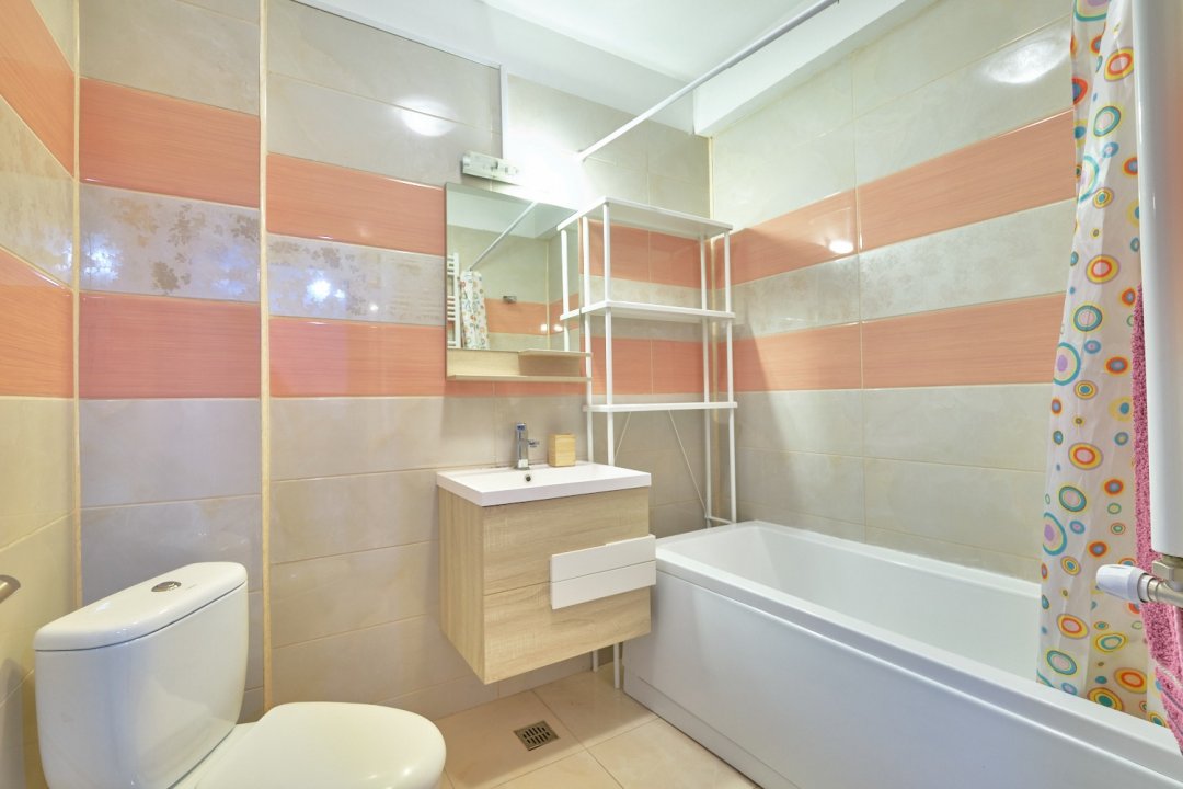 Apartament 2 camere cu curte privata / loc de parcare Colentina