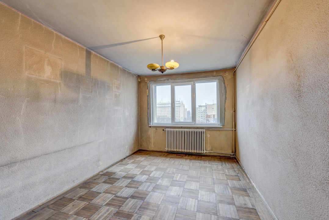 Apartament cu 3  camere - bloc reabilitat - Gara de Nord