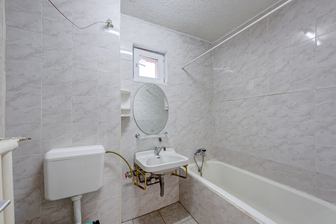 Apartament cu 3  camere - bloc reabilitat - Gara de Nord
