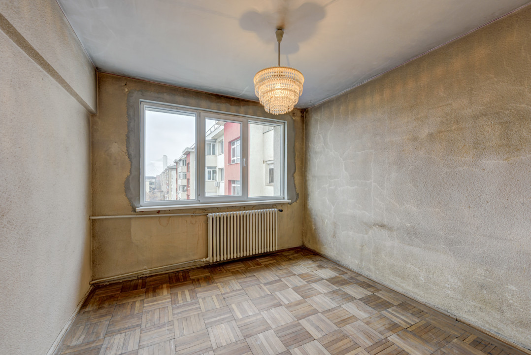 Apartament cu 3  camere - bloc reabilitat - Gara de Nord