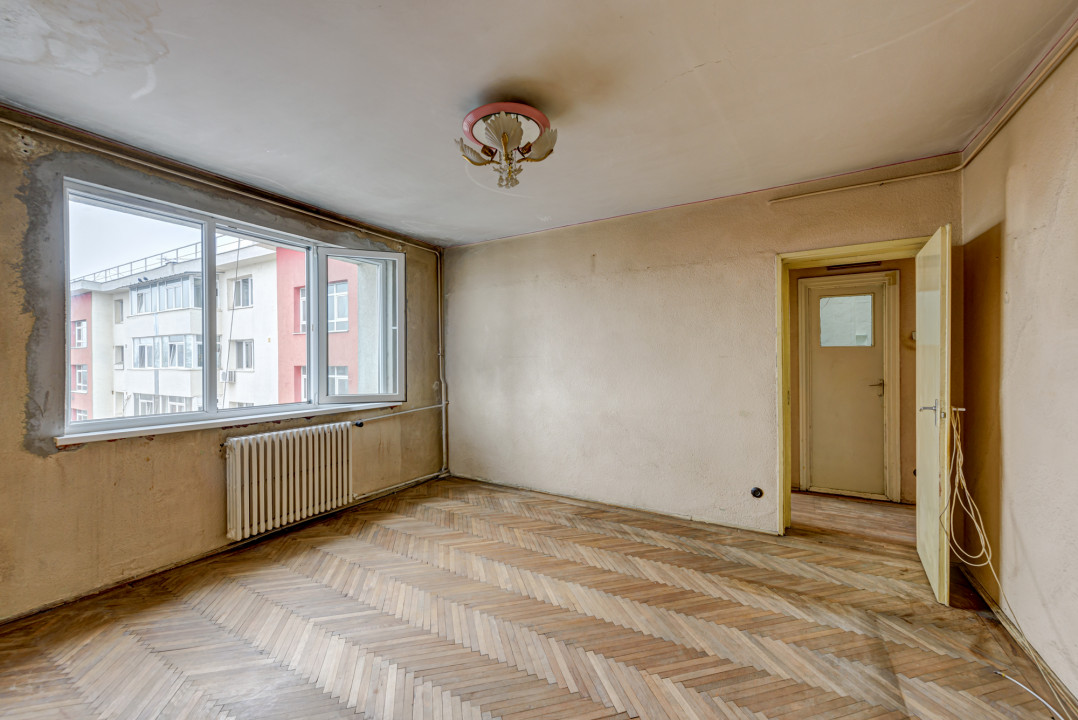 Apartament cu 3  camere - bloc reabilitat - Gara de Nord