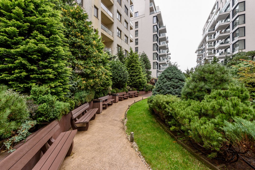 Apartament 2 camere cu terasa si loc de parcare subteran - North Area Lake View