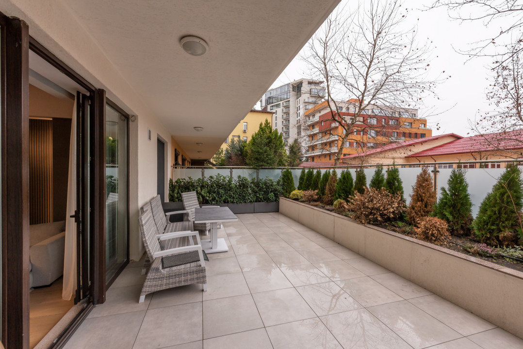 Apartament 2 camere cu terasa si loc de parcare subteran - North Area Lake View