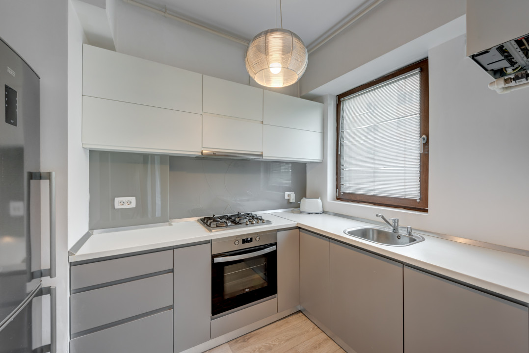 Vitan Mall - parcare subterana - bloc 2015 - apartament complet mobilat 