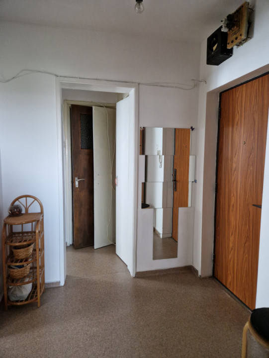 Titan - Prisaca Dornei - apartament decomandat - complet mobilat și utilat