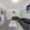 Apartament cu 2 camere - decomandat - mobilat complet - loc parcare - piscina