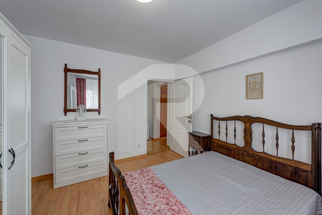 Apartament 3 camere mobilat si utilat Lacul Tei