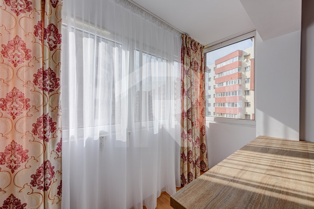 Apartament 3 camere mobilat si utilat Lacul Tei