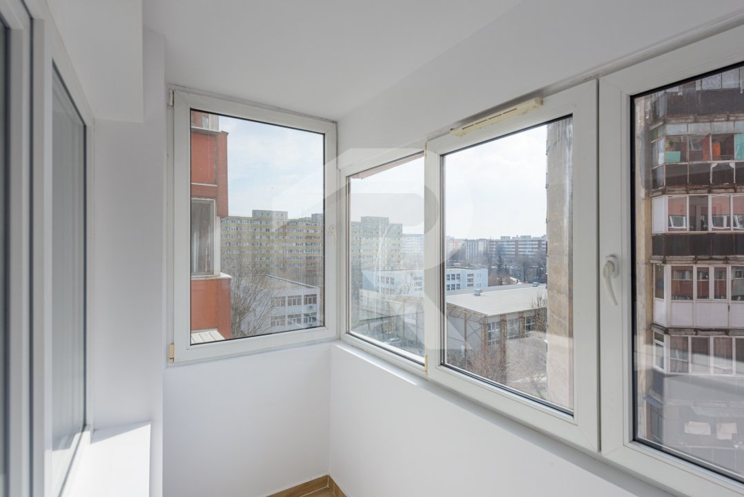 Apartament 3 camere mobilat si utilat Lacul Tei