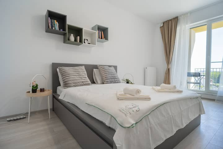 Complet mobilata si utilata  - loc parcare - Airbnb recenzii 5*