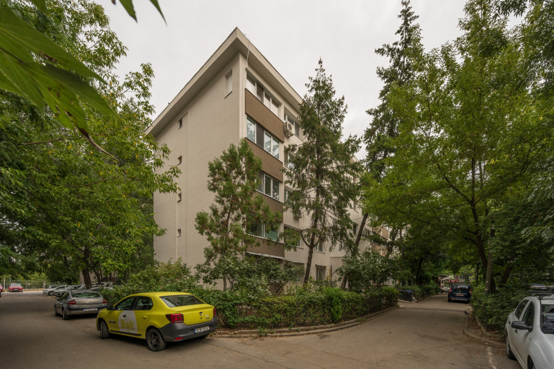 Apartament cu 3 camere - bloc reabilitat  - Giulesti - Metrou Crangasi 10 min
