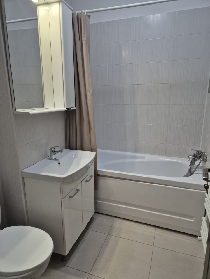 Plaza Residence  - decomandata - rezidențial sau birouri
