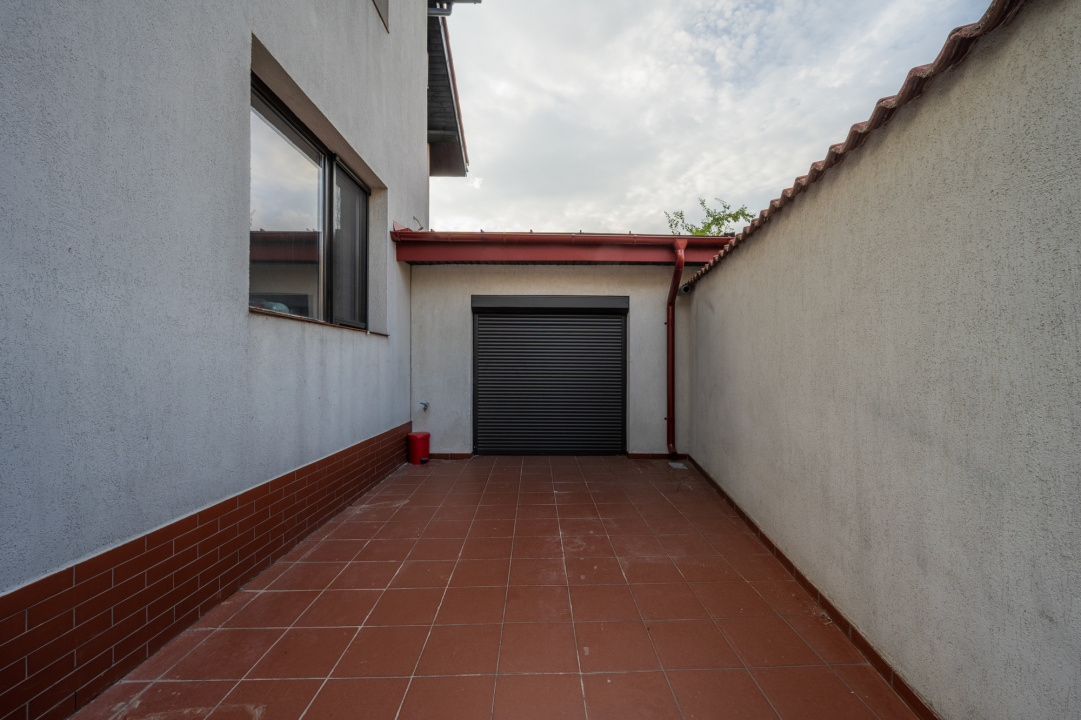 Drumul Taberei - Prelungirea Ghencea - str Maracineni  - Vilă cu piscină 