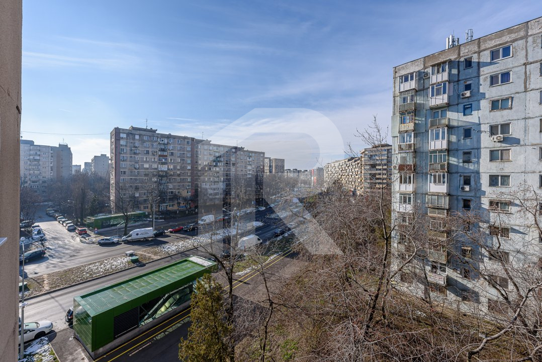 Apartament 2 camere mobilat si utilat langa metrou Romancierilor