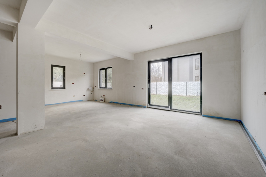 Combinatia ideala intre casa si bloc - curte - 3 dormitoare -  metrou Păcii 