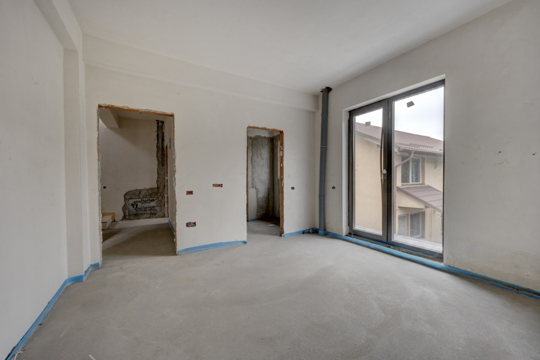 Casa se preda finisata - 4 bai - 3 dormitoare - curte - parcare -  metrou Păcii 