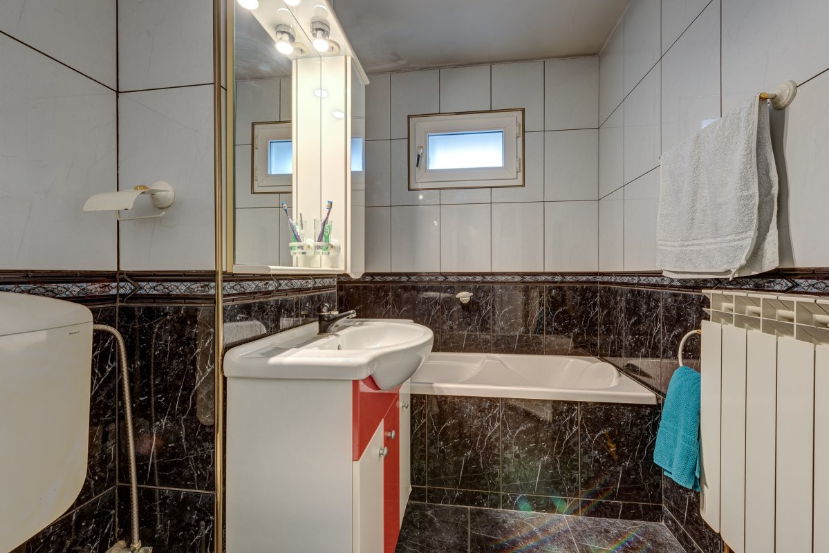 Apartament 4 camere Valea Argesului