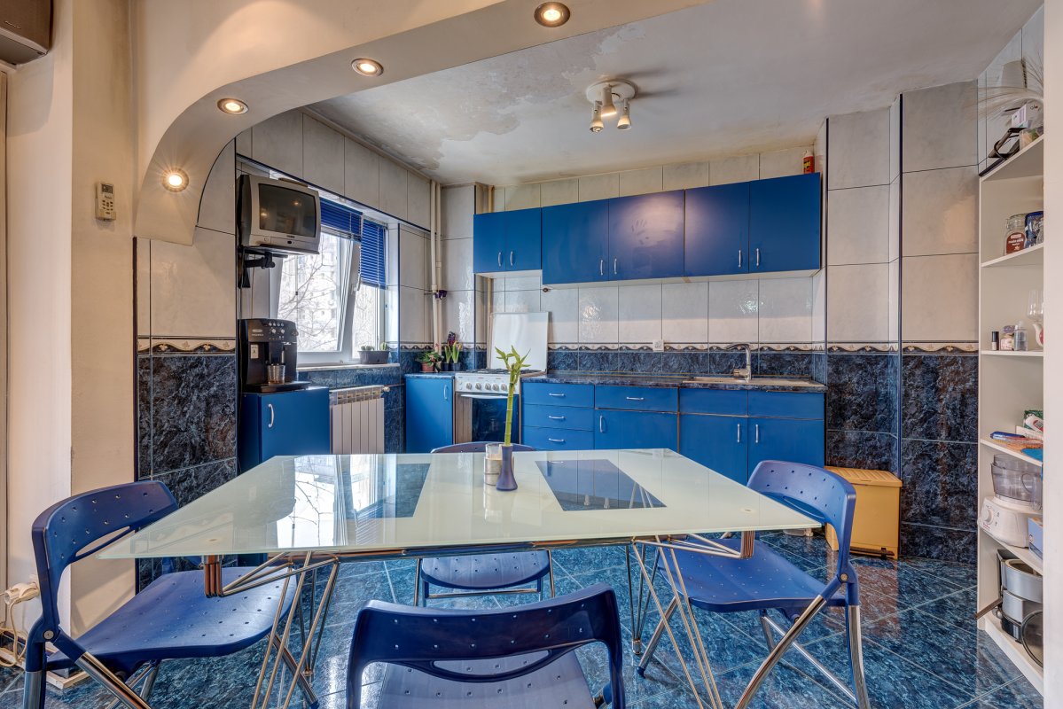 Apartament 4 camere Valea Argesului
