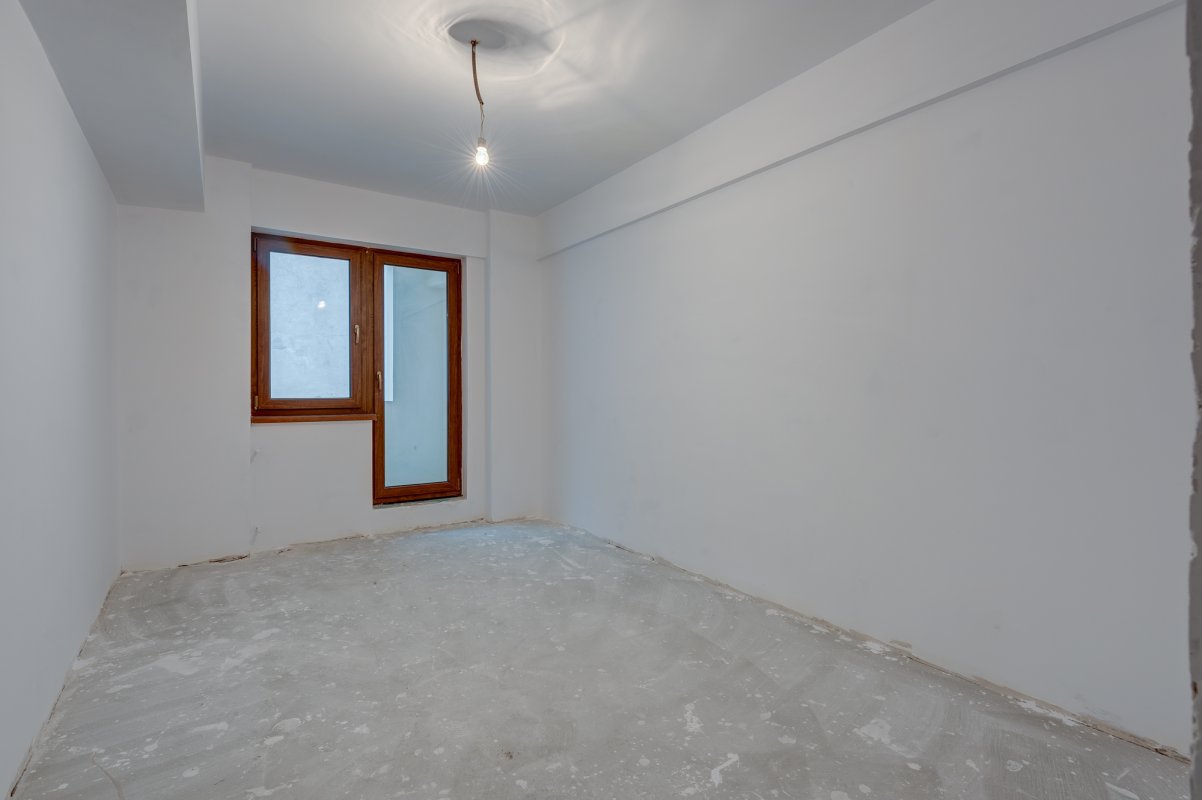 Apartament 2 camere finisat , la cheie - zona Eminescu