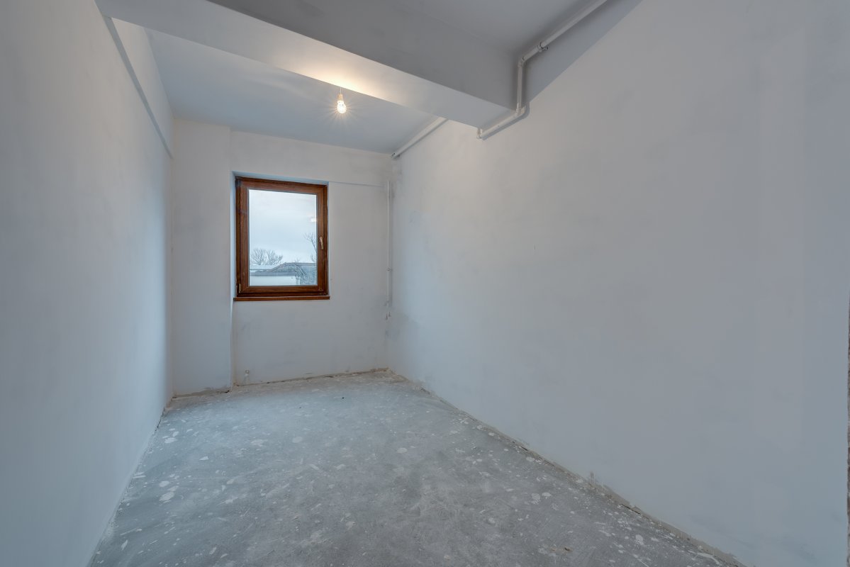 Apartament 2 camere finisat , la cheie - zona Eminescu