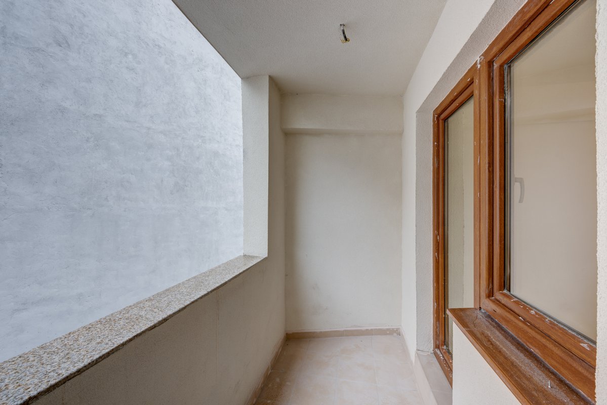 Apartament 2 camere finisat , la cheie - zona Eminescu